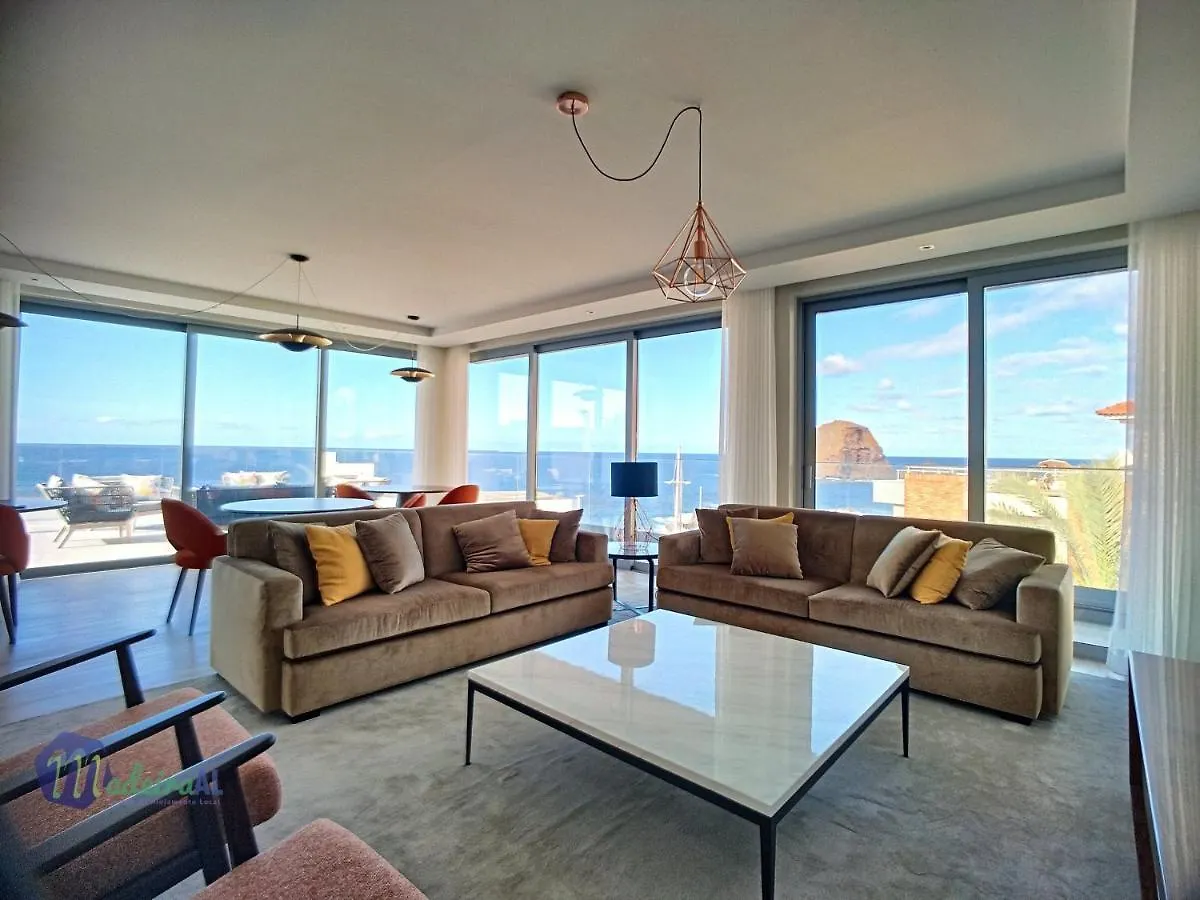 Pearls Beach Penthouse Apartment Porto Moniz Portugal