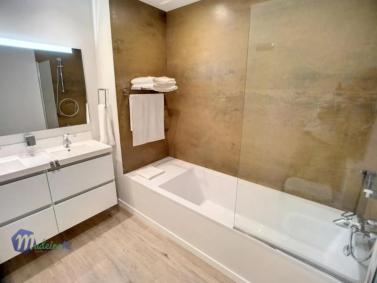 Pearls Beach Penthouse Apartment Porto Moniz