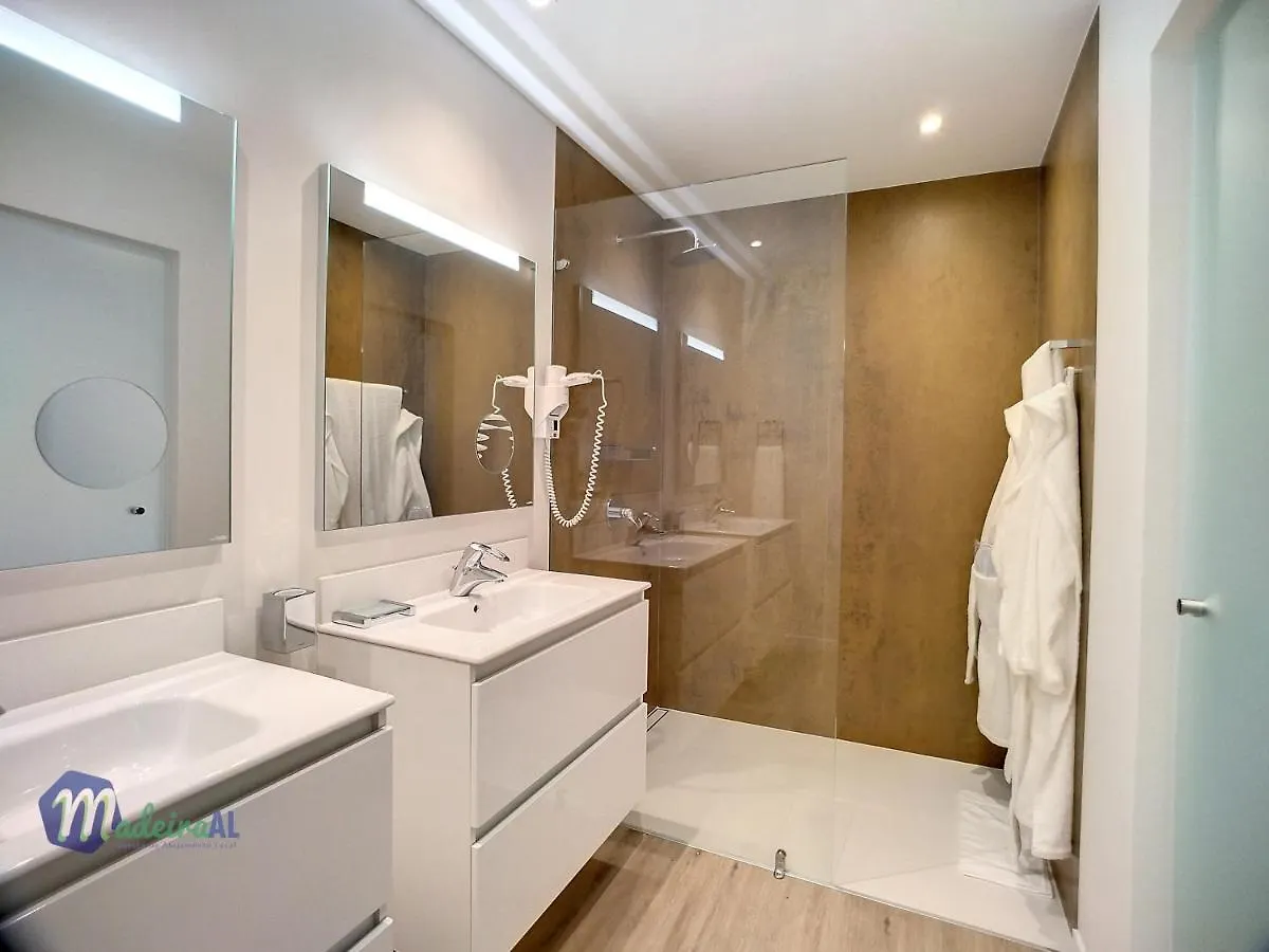 Pearls Beach Penthouse Apartment Porto Moniz