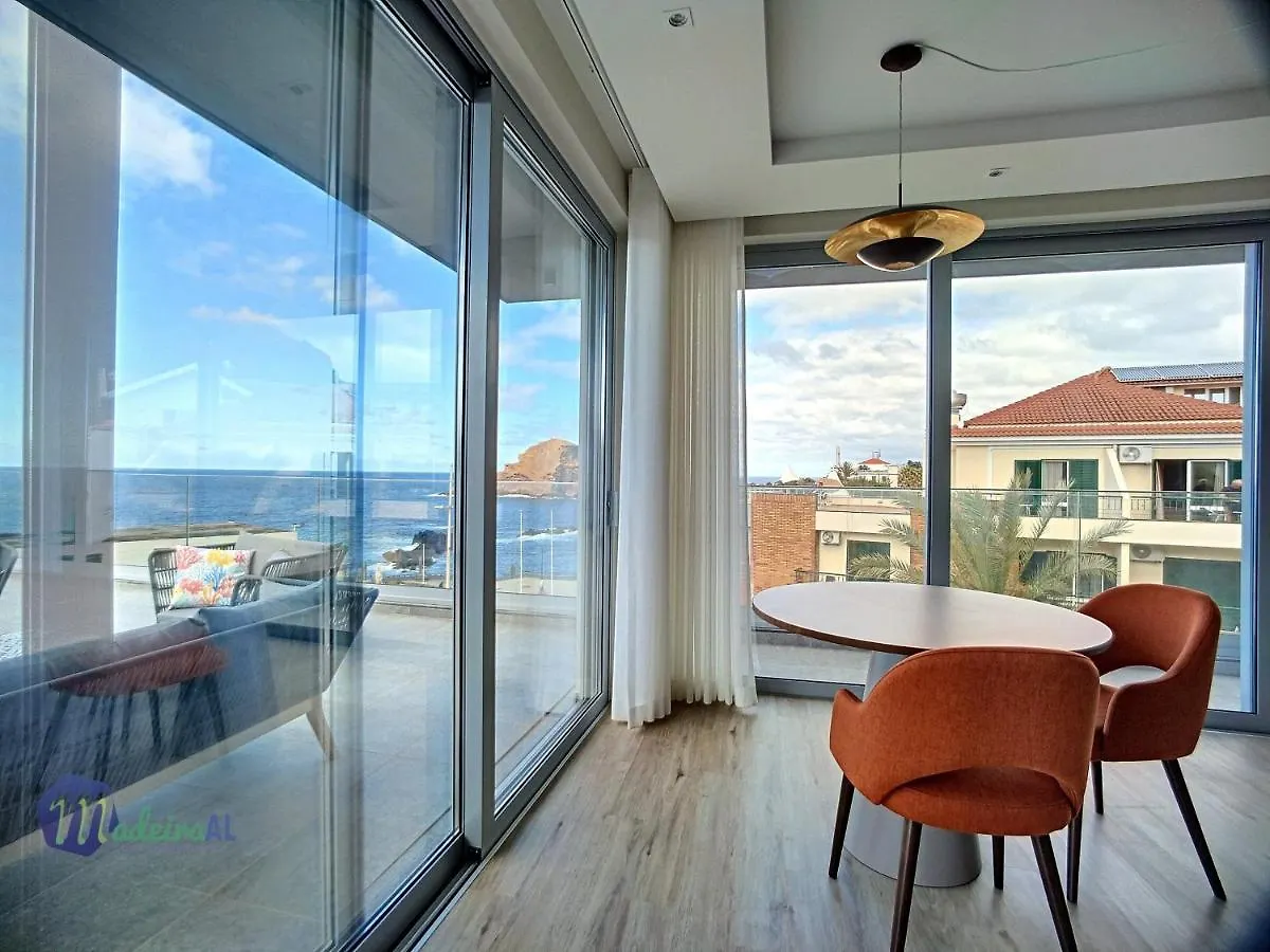 Pearls Beach Penthouse Apartment Porto Moniz 0*,  Portugal